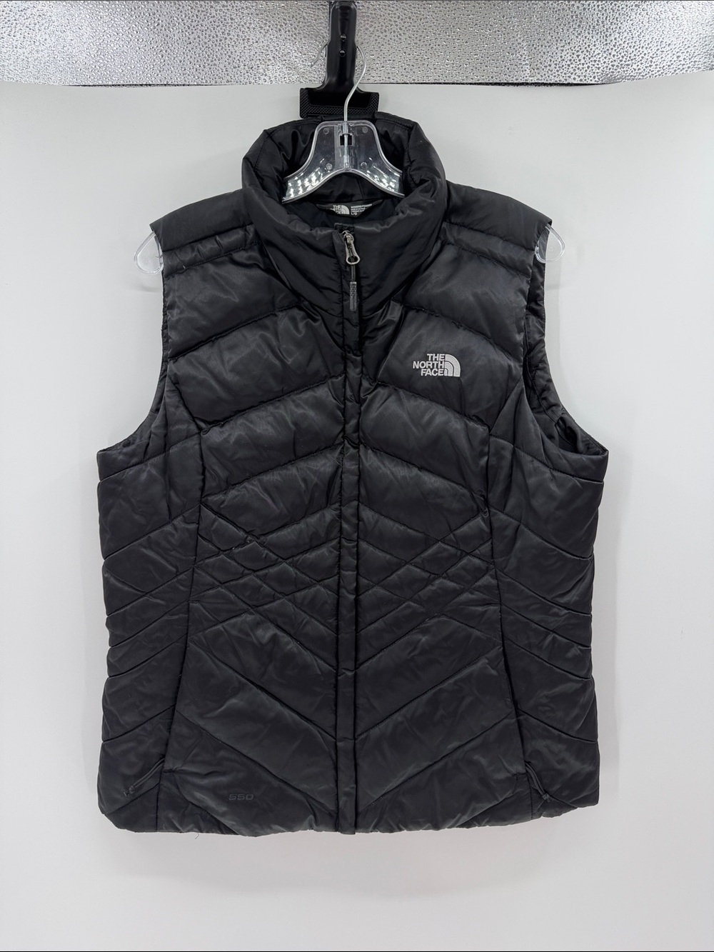 The North Face Women's 550 Down Puffer Vest - Black - Large